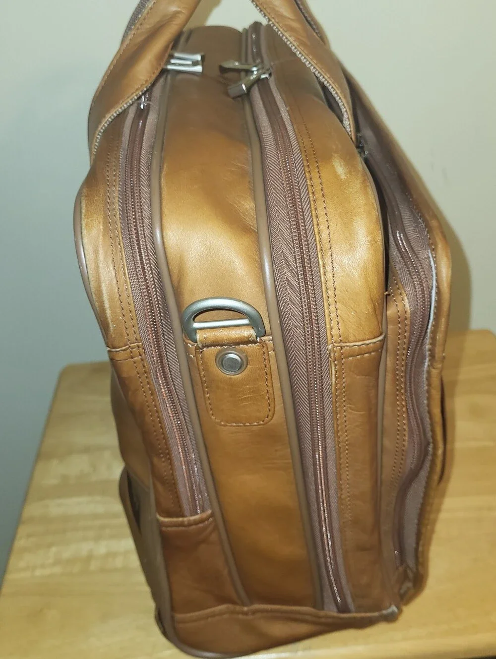 Murano Tan Leather Laptop Briefcase with Front Pockets. Wheeled.